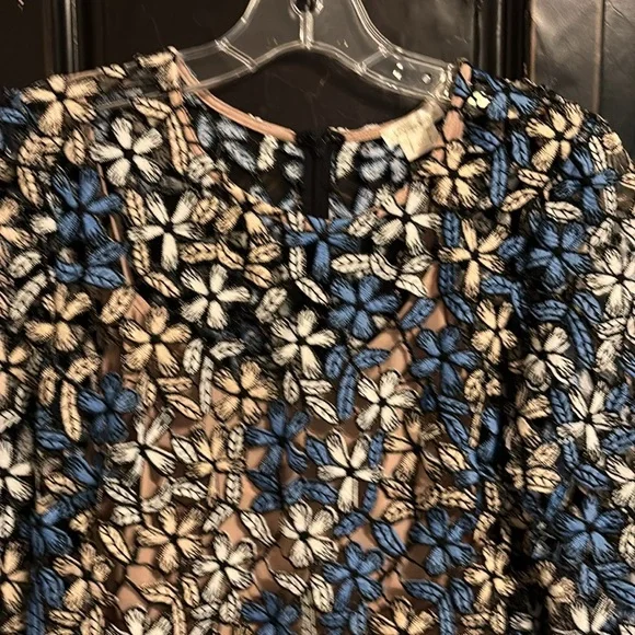 Shoshana Lace Dress - Picture 3 of 6